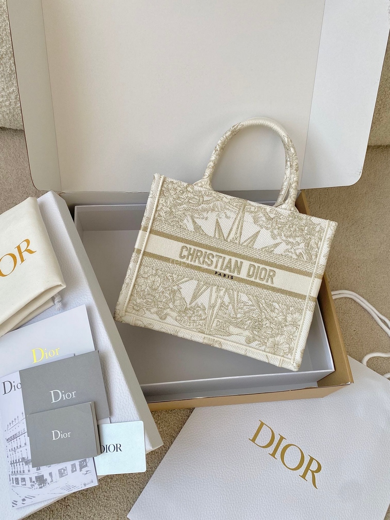 DIOR-DIOR BOOK TOTE 스몰 백 M1265ZRXV_M981