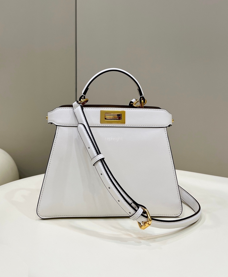 FENDI-펜디 8BN327AFL0F1E8A  피카부 I See U 스몰