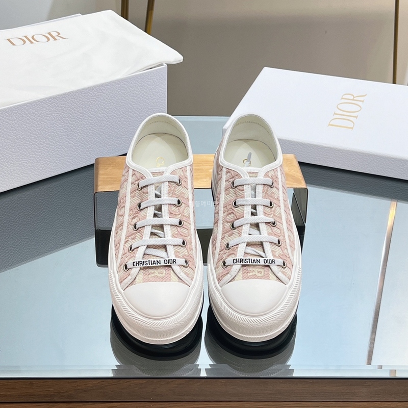 디올 - KCK385OBE_S21U WALK'N'DIOR 플랫폼 스니커즈