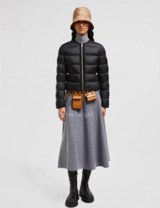 몽클레어-MONCLER-J20931A00101595FE999 Laurine 쇼트 다운 재킷