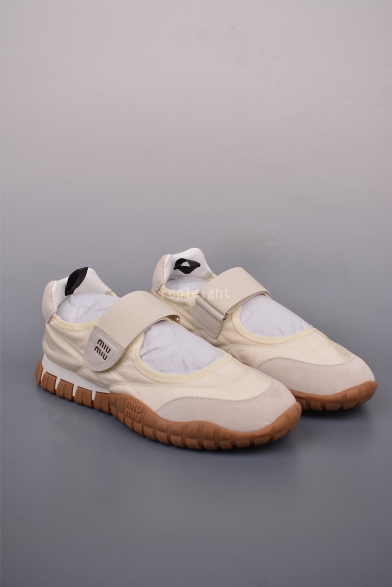 MIUMIU - 미우미우 5F416E_D7C_F0304_F_005  스웨이드 발레리나