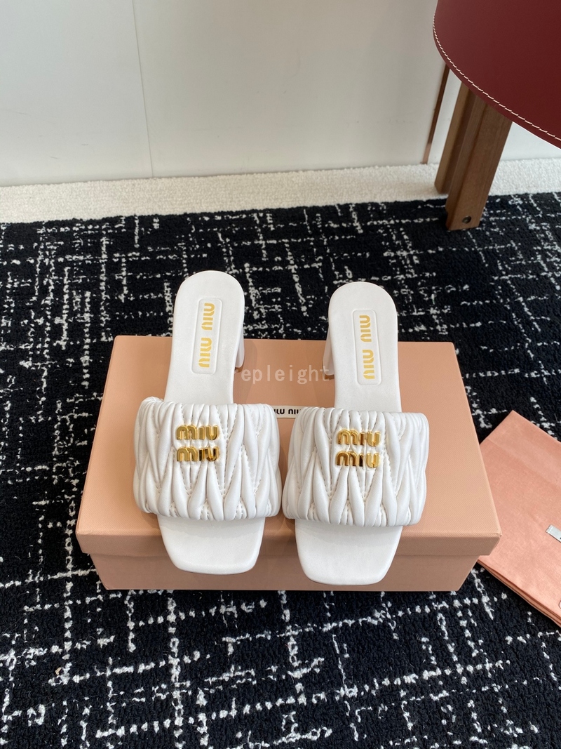 MIUMIU - 미우미우 5XX657_88T_F0009_F_055 슬라이드