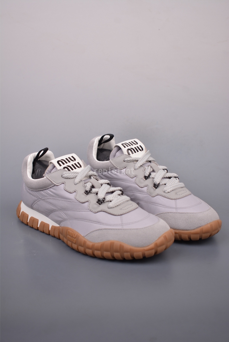 MIUMIU - 미우미우 5E417E_ZJM_F0304_F_005 스웨이드 스니커즈