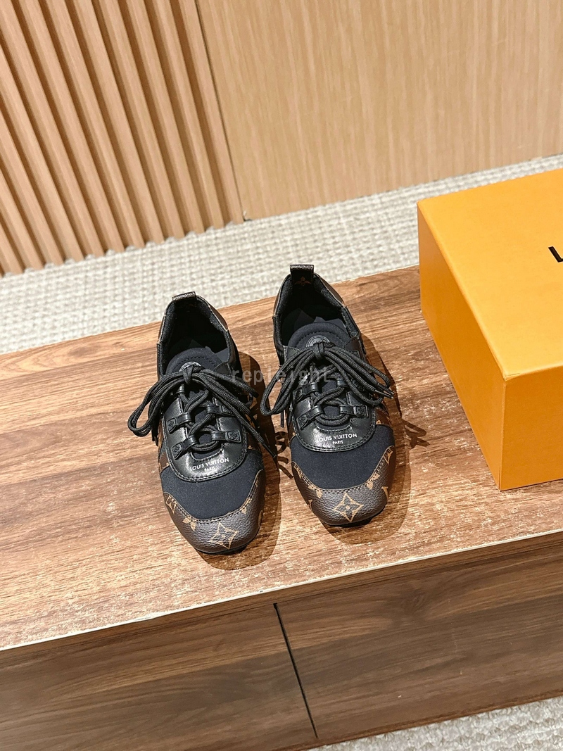 LOUIS VUITTON- 루이비통 1AHNDI DIGITAL PRE-LAUNCH LV 스니커리나