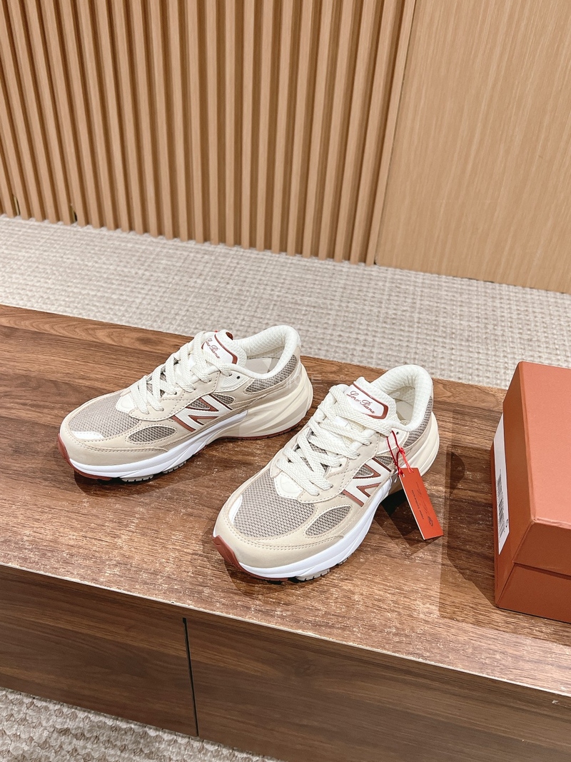 로로피아나-LORO PIANA - 뉴발란스 x 로로 피아나 990v6 메이드 인 USA 크림 (남여공용)