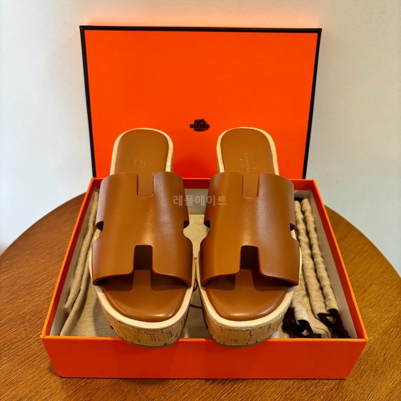 에르메스-HERMES H231116ZvA3360 Eze 30 sandal 에르메스 에제30 슬리퍼 샌들