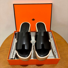 에르메스-HERMES H221026Zv02360 Eze 30 sandal 에르메스 에제30 슬리퍼 샌들