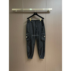 프라다 - PRADA Re-Nylon 바지