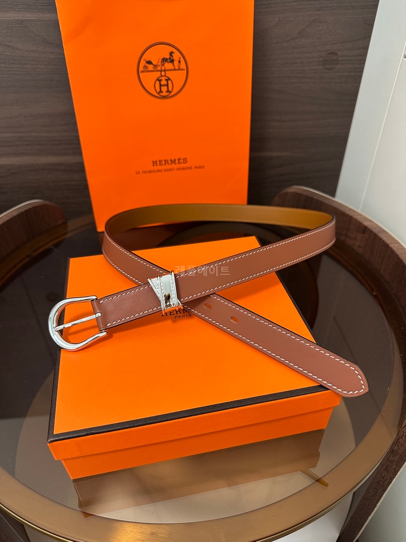 에르메스-HERMES H011686UK37070 Ecuyere 24 belt