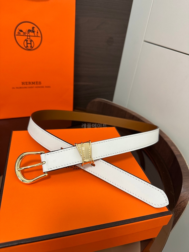 에르메스-HERMES H011686UCI2085 Ecuyere 24 belt