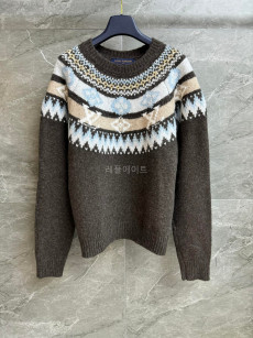 LOUIS VUITTON-루이비통 1AIQEC LV SKI 그래픽 시그니처 니트 풀오버