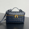 BOTTEGA VENETA- 보테가 베네타 789109V3IV14183 뱅뱅 베니티 케이스
