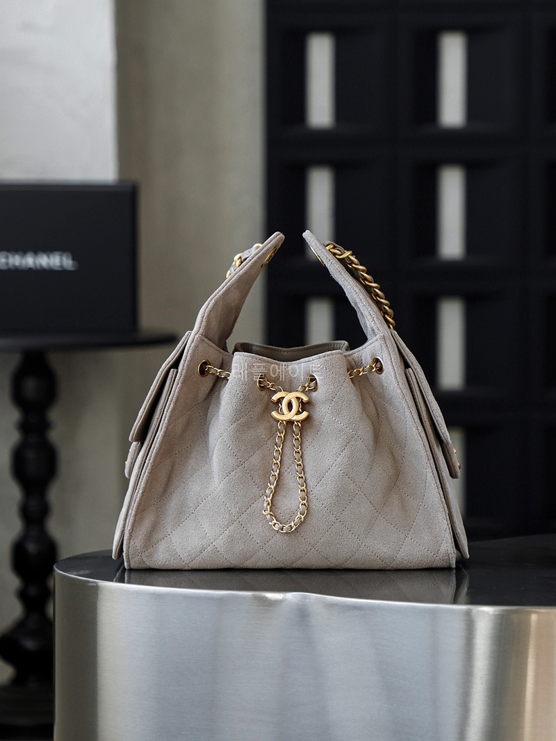 CHANEL-샤넬 AS5293 Cruise 2025/26 CHANEL 25 스몰 백